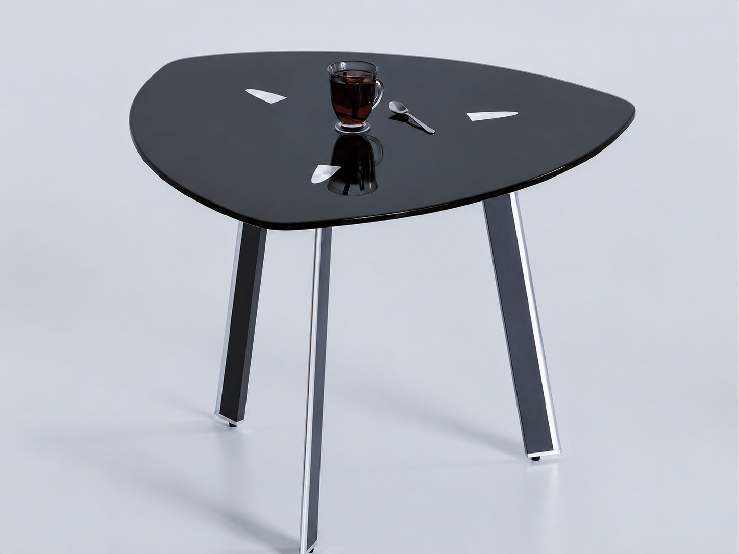 21-GK02 Discussion Table from Big Panda Terra Glass